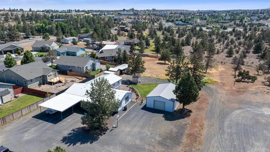 605 SE Kinkade Road, Madras, OR 97741 - #3