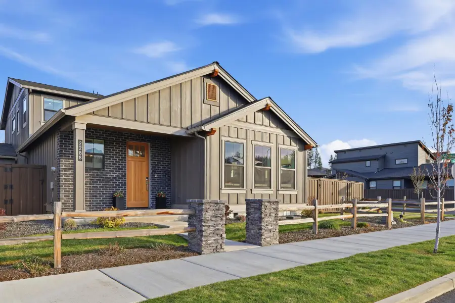 2288 NW Skyline Ranch Road, Bend, OR 97703 - #3