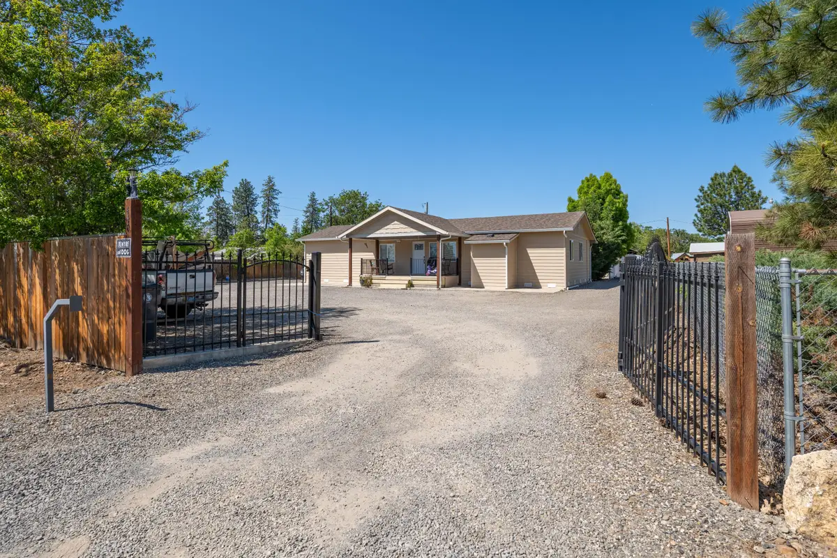 440 Orr Drive, Central Point, OR 97502 - #1