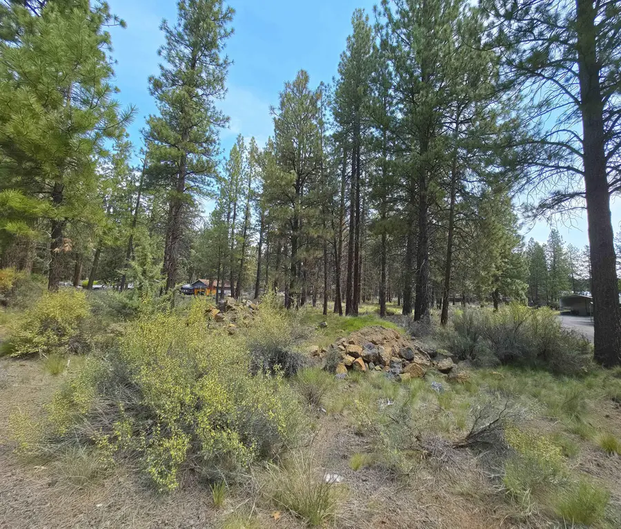 000 Navajo Road #700, Bend, OR 97702 - #2