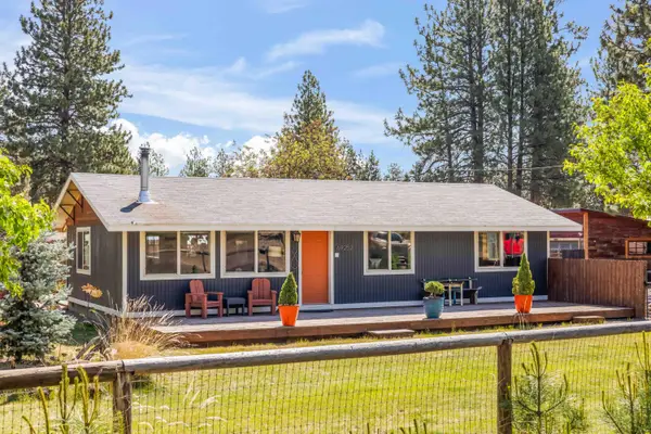 69252 Lake Drive, Sisters, OR 97759