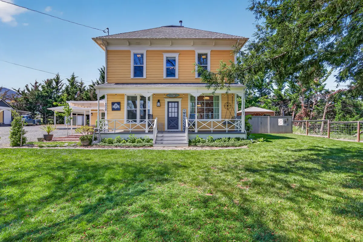 6928 Wagner Creek Road, Talent, OR 97540 - #1