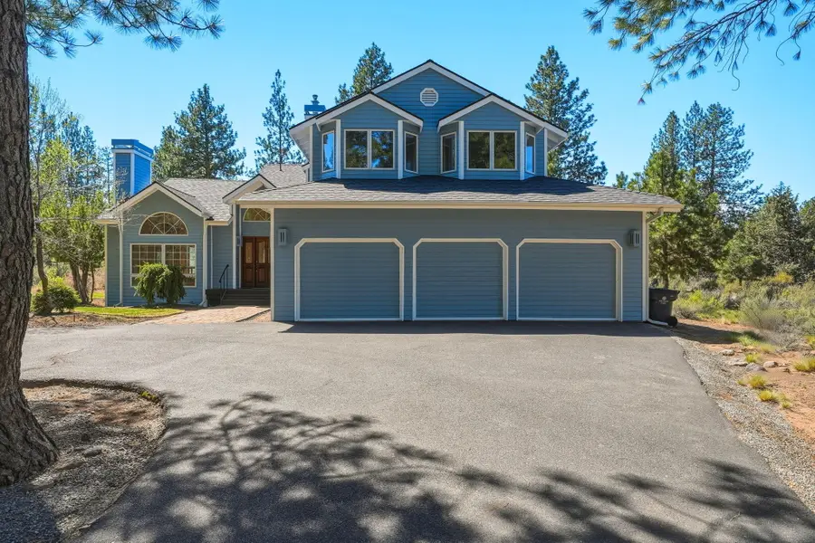 60309 Tall Pine Avenue, Bend, OR 97702 - #2
