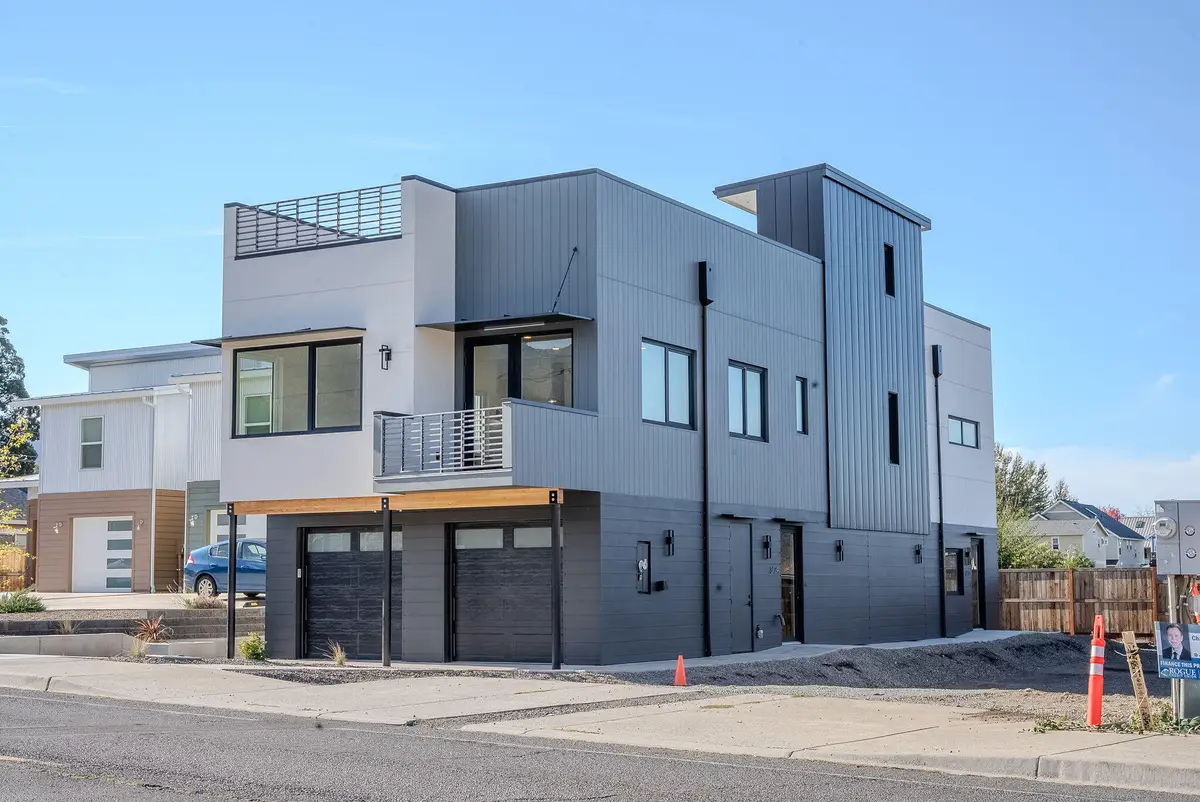 312 E Rapp Road, Talent, OR 97540 - #1