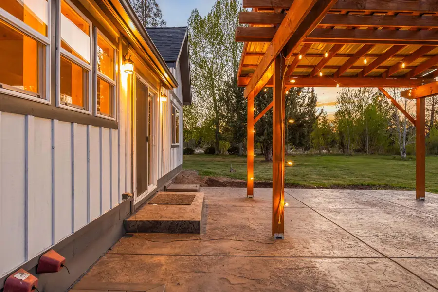 63130 Stenkamp Road, Bend, OR 97701 - #2