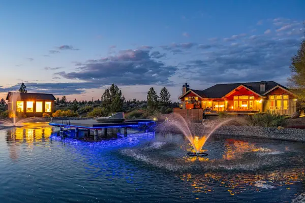 67167 Highway 20, Bend, OR 97703