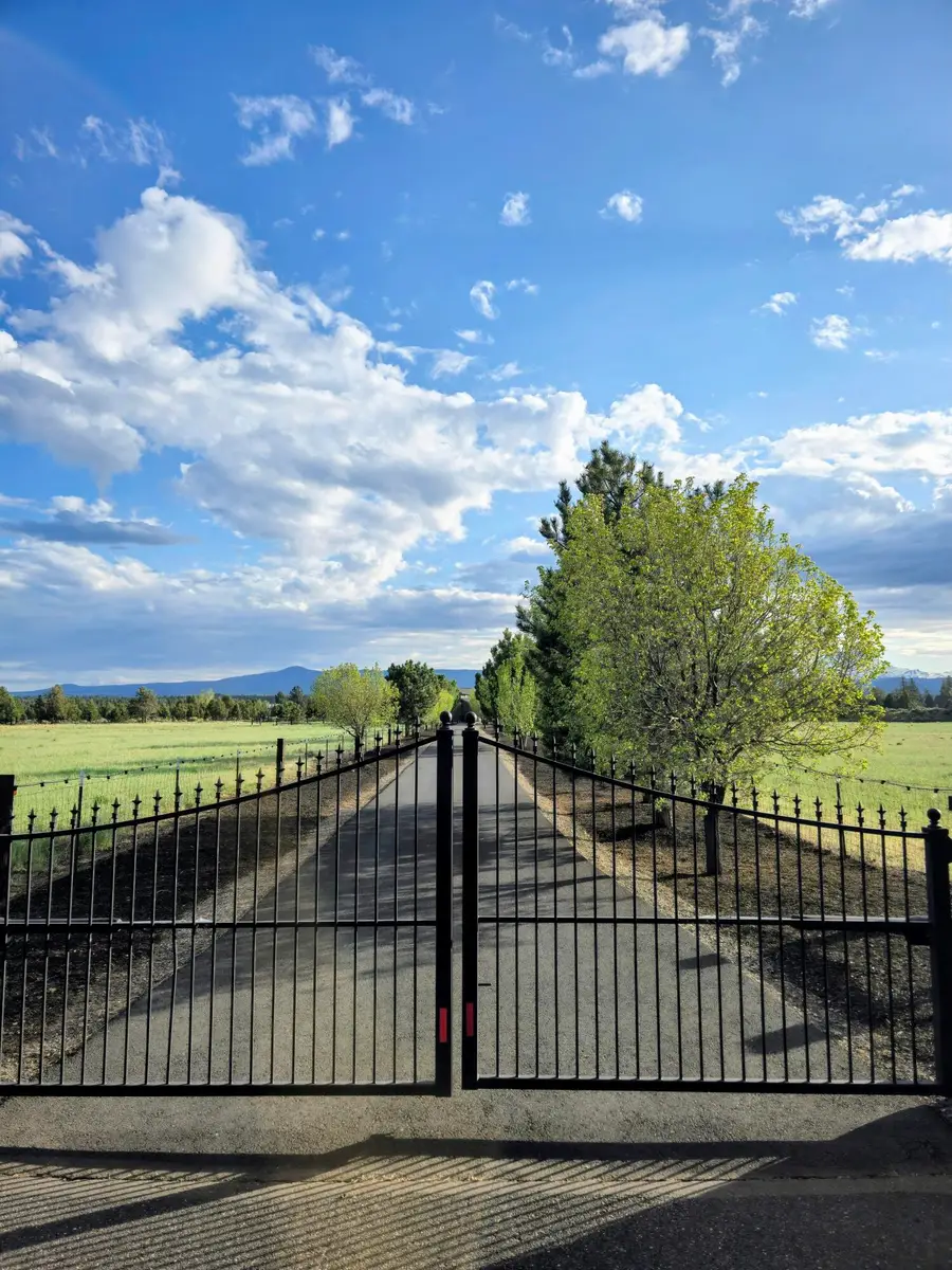 67167 Highway 20, Bend, OR 97703 - #3