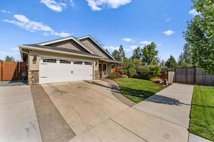 183 Lincoln Road, Grants Pass, OR 97526 - #3