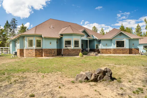 17045 Shawnee Circle, Bend, OR 97707