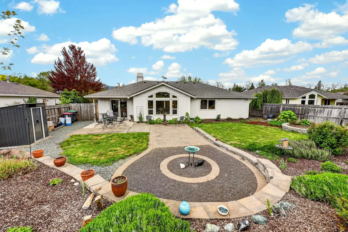148 Meadow View Drive, Phoenix, OR 97535 - #1