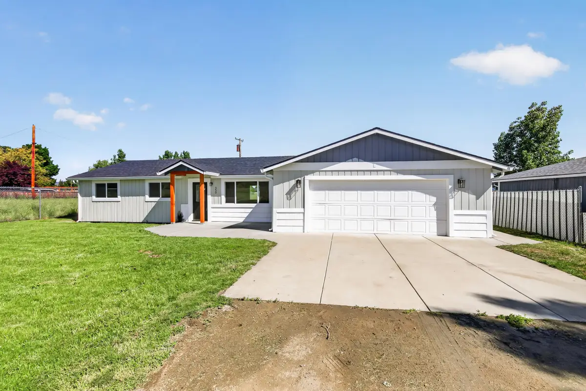 550 Experiment Station Road, Medford, OR 97501 - #1