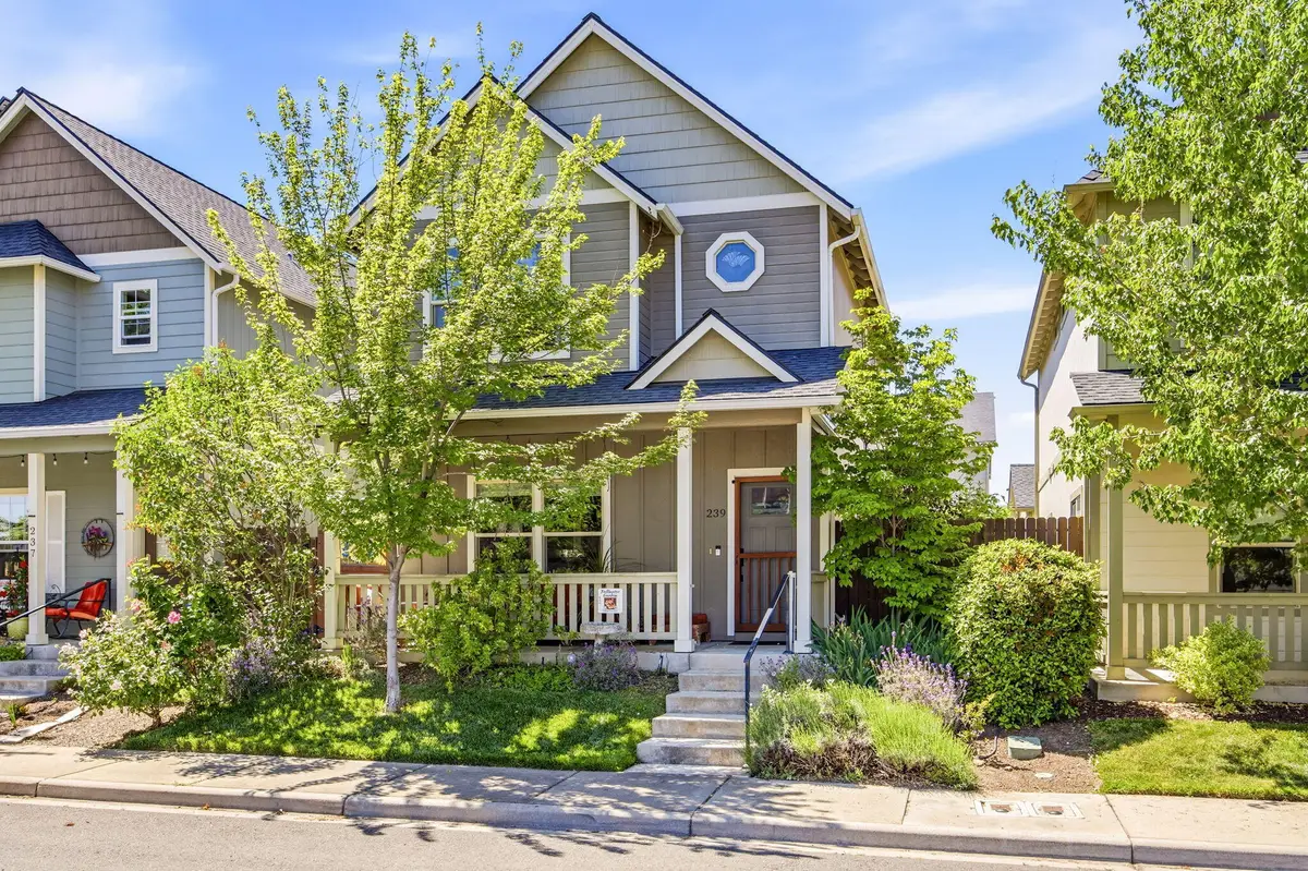 239 Wintersage Circle, Talent, OR 97540 - #1