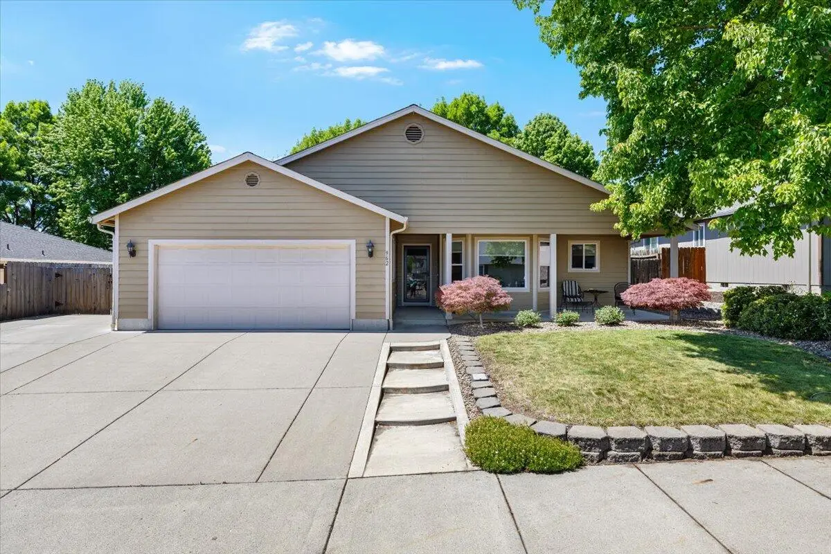 962 Ridgeview Drive, Eagle Point, OR 97524 - #1