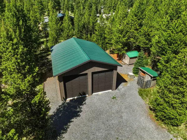 17118 Laguna Road, Bend, OR 97707