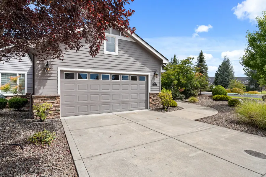 115 Sandridge Way, Eagle Point, OR 97524 - #3