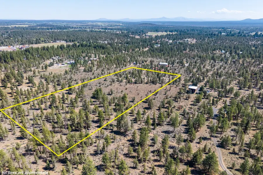 67372 Harrington Loop Road, Bend, OR 97703 - #3