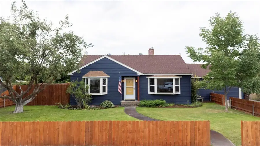 646 SE 2nd Street, Prineville, OR 97754 - #2
