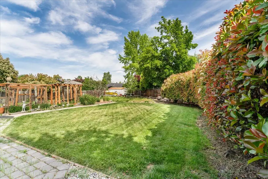 1841 Cascadia Circle, Medford, OR 97504 - #2