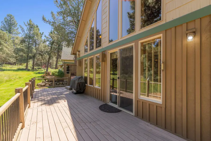 4645 Harrier Drive, Klamath Falls, OR 97601 - #3