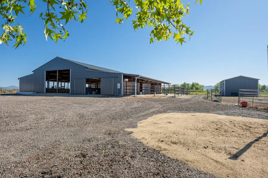 5900 Peace Lane, Central Point, OR 97502 - #3