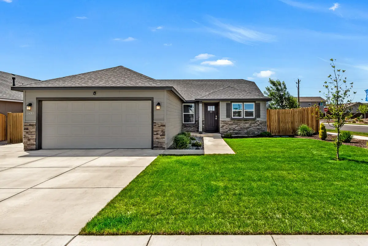 3499 NW 9th Lane, Redmond, OR 97756 - #1
