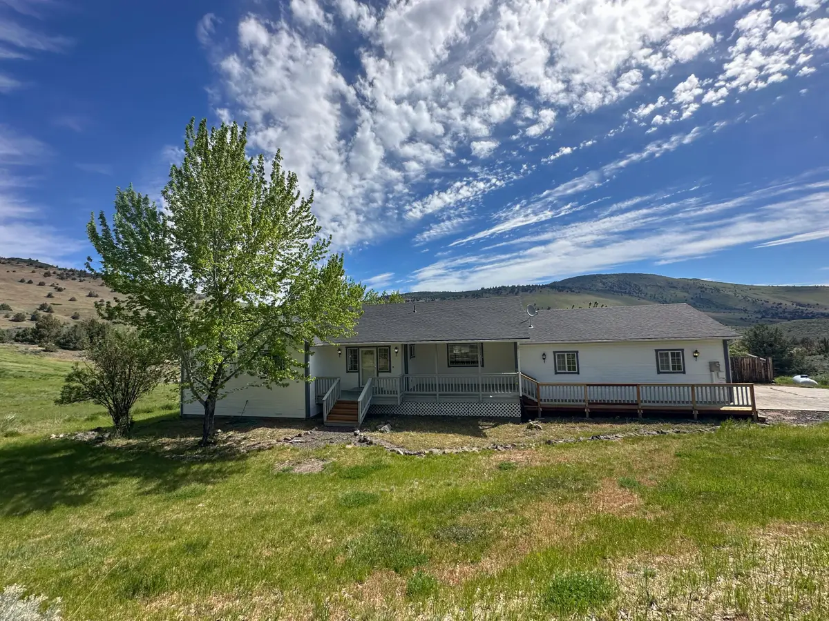 1839 Melanie Court, Klamath Falls, OR 97601 - #1