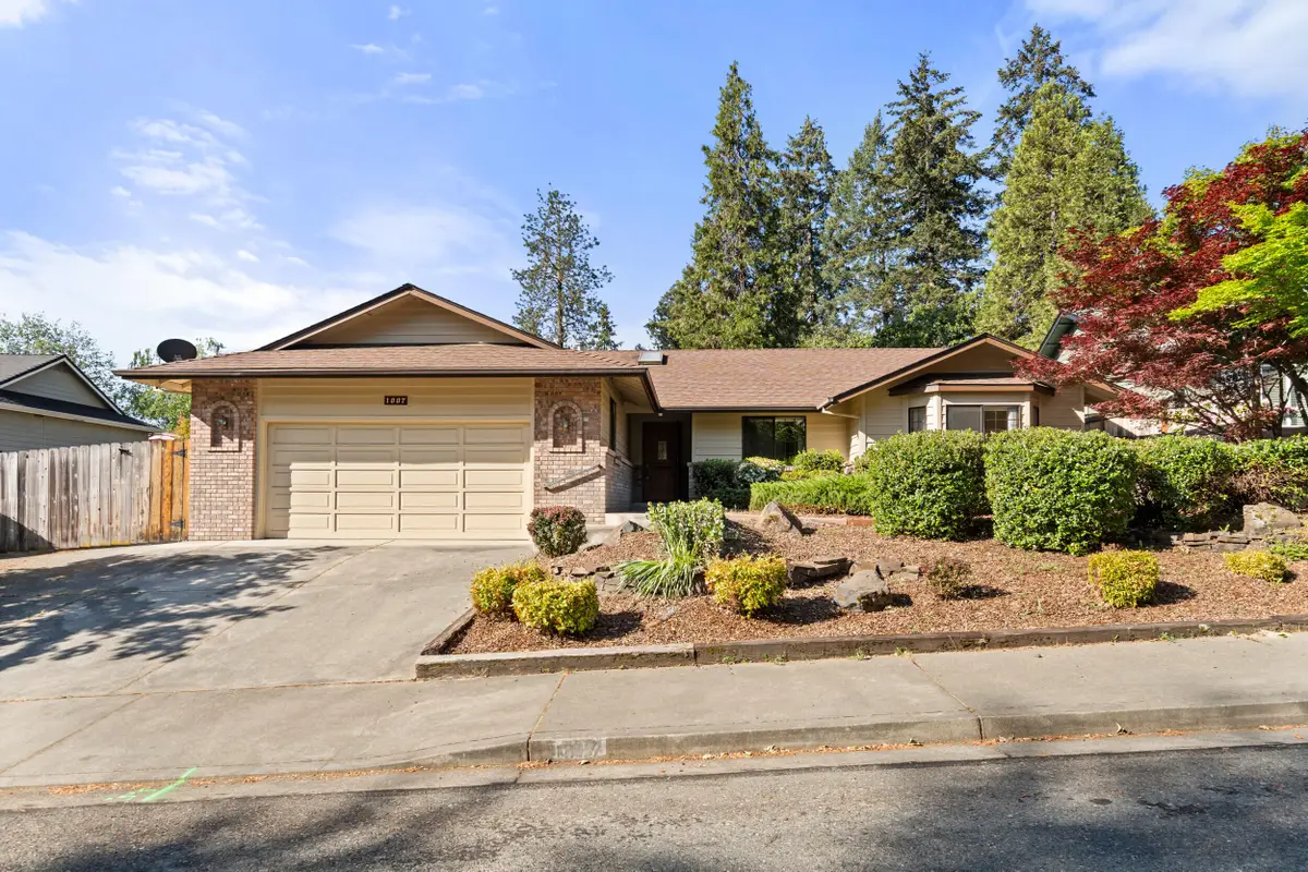 1007 NW Regent Drive, Grants Pass, OR 97526 - #1
