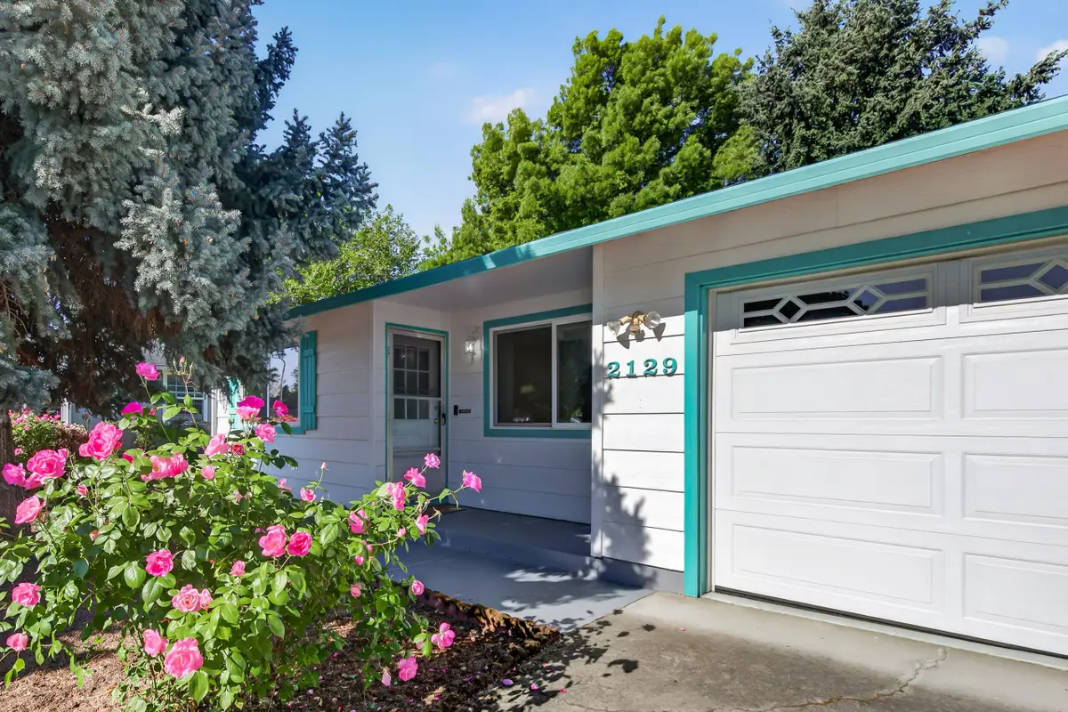 2129 Jubilant Avenue, Medford, OR 97504 - #1