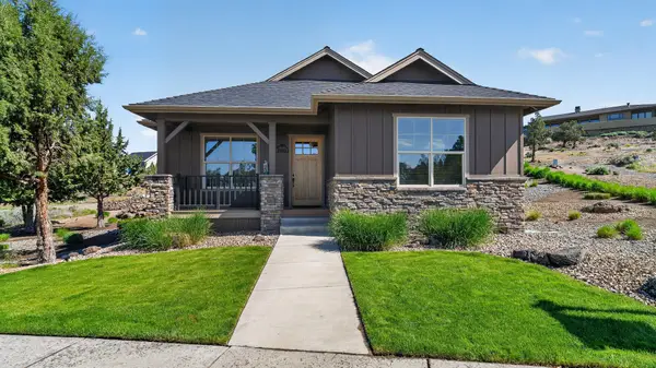 1202 SE Yarrow Avenue, Madras, OR 97741
