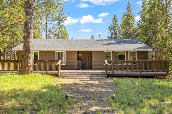 17097 Merganser Drive, Bend, OR 97707