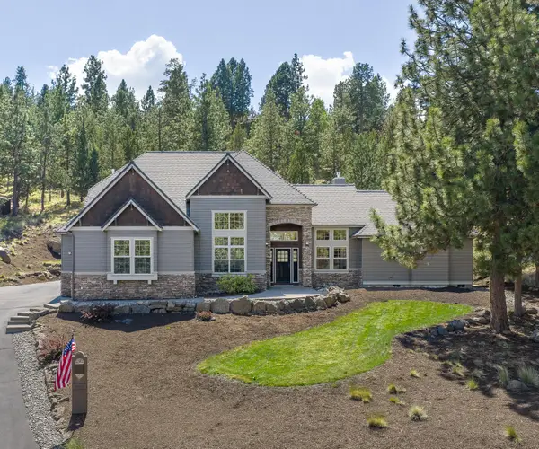 3193 NW Colonial Drive, Bend, OR 97703