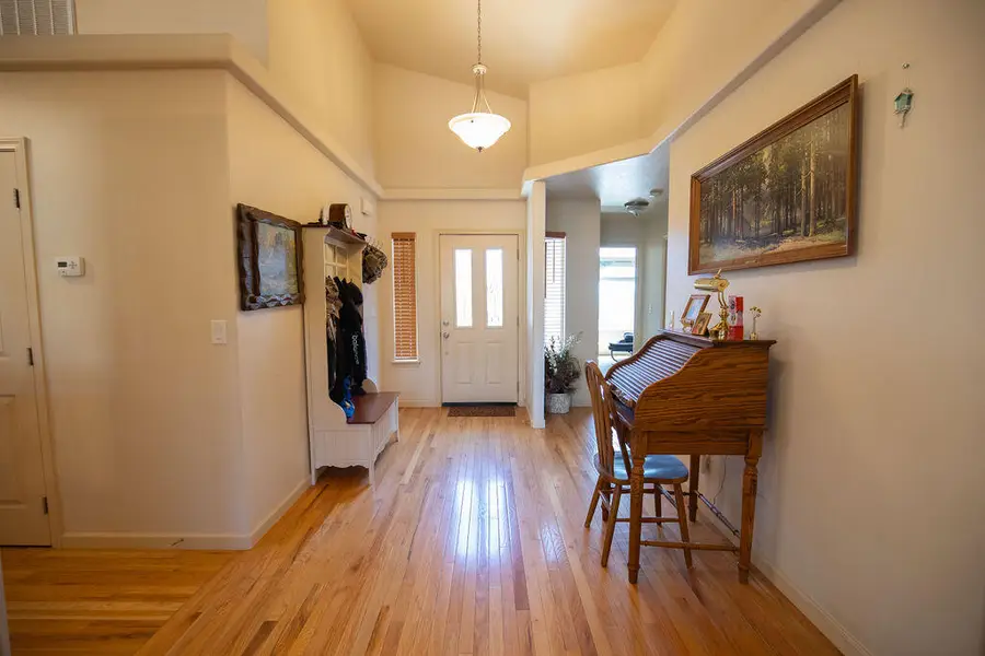 5521 Benchwood Avenue, Klamath Falls, OR 97603 - #3