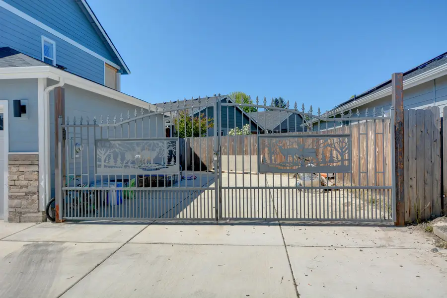 266 Reanna Way, Medford, OR 97501 - #3