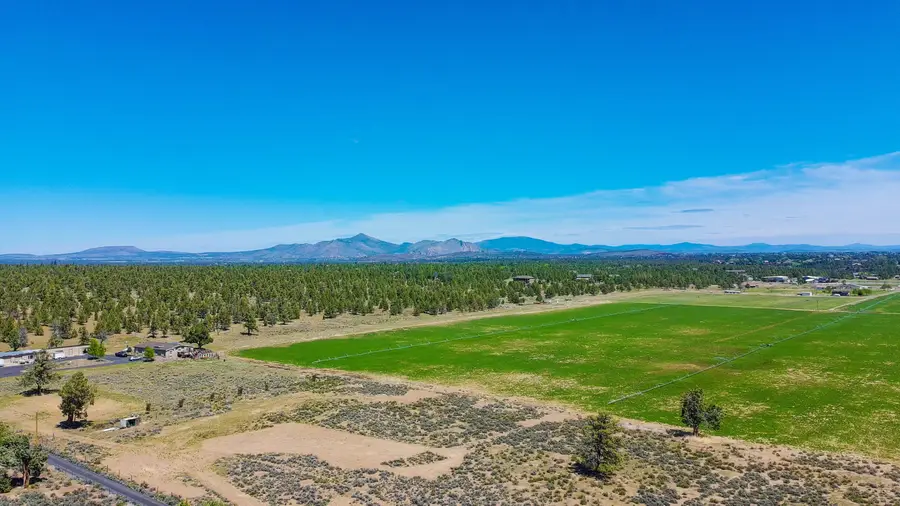 8475 NW Eagle Drive, Redmond, OR 97756 - #3