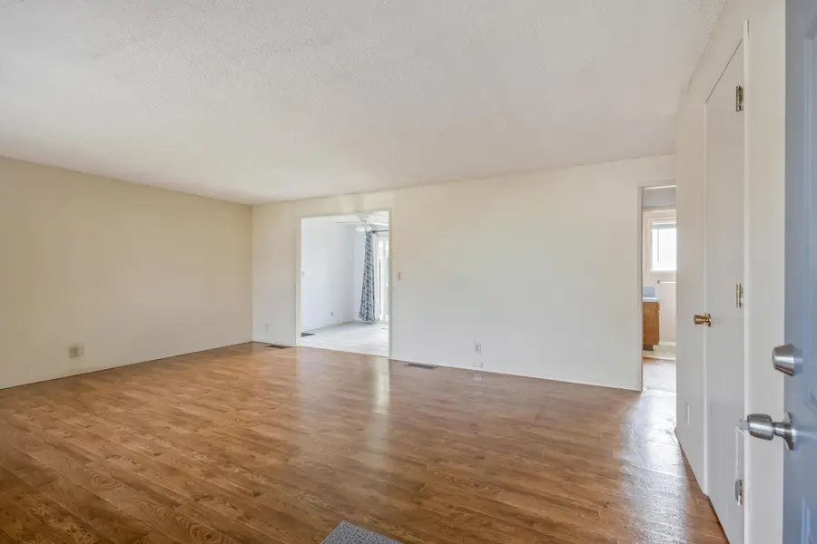 563 SW 2nd Street, Madras, OR 97741 - #3