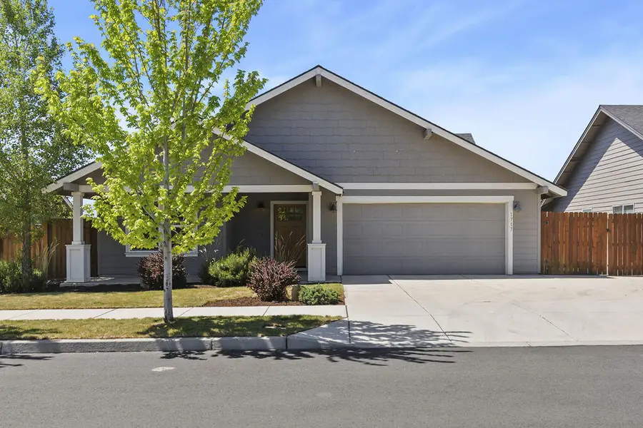 1717 NE 3rd Court, Redmond, OR 97756 - #2