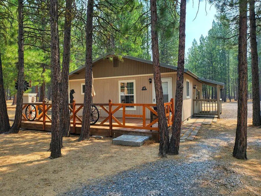 51998 Noble Fir, La Pine, OR 97739 - #2