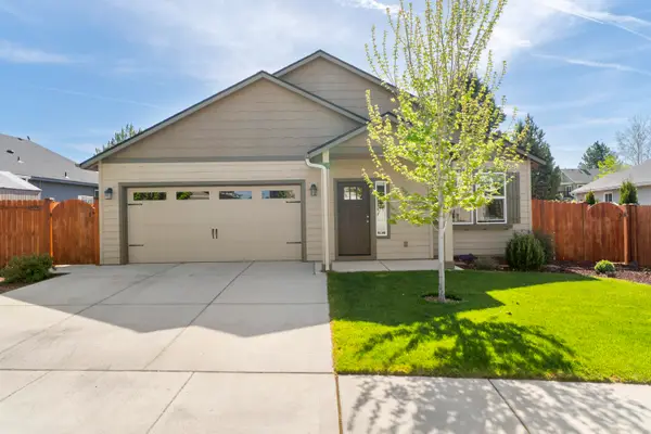 4176 SW 34th Street, Redmond, OR 97756