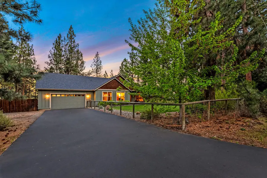 19479 W Campbell Road, Bend, OR 97701 - #2