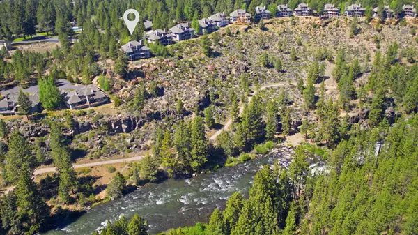 19717 SW Mount Bachelor Drive #UNIT 313, Bend, OR 97702