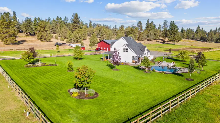 17150 Emerald Valley Road, Sisters, OR 97759 - #3