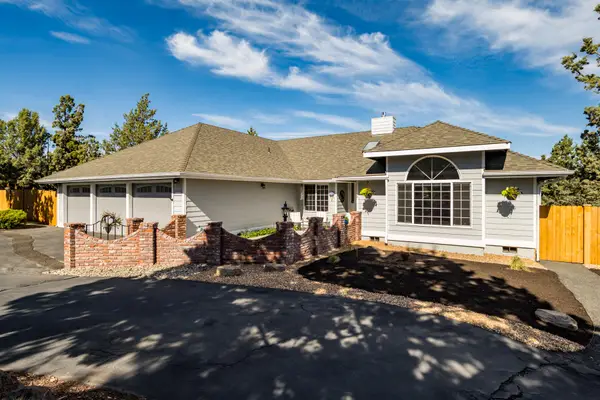 3740 SW 35th Street, Redmond, OR 97756