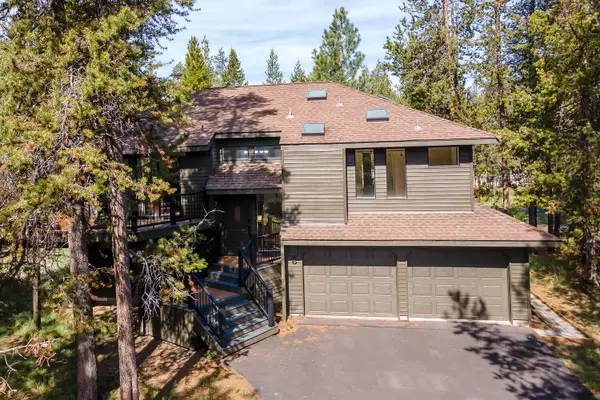 57611 Rocky Mountain Lane #6, Sunriver, OR 97707