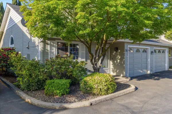 1224 N Modoc Avenue #28, Medford, OR 97504