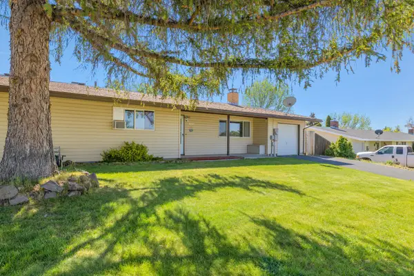 10521 Kincheloe Avenue, Klamath Falls, OR 97603