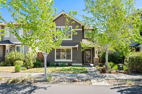 61138 SE Sydney Harbor Drive, Bend, OR 97702