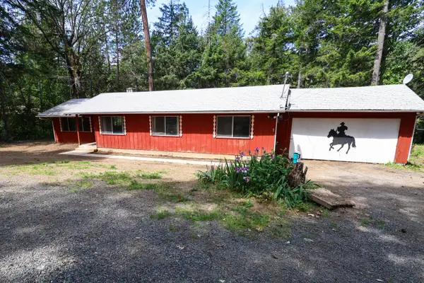 2345 Wards Creek, Rogue River, OR 97537