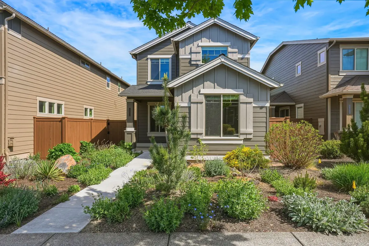 20840 Gateway Drive, Bend, OR 97702 - #1
