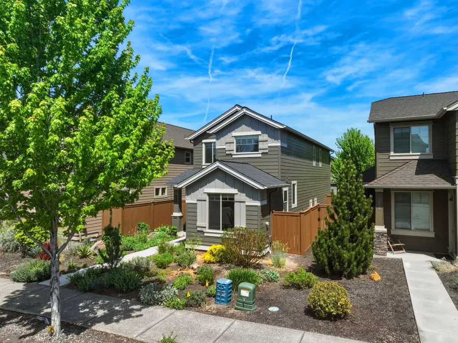 20840 Gateway Drive, Bend, OR 97702 - #2