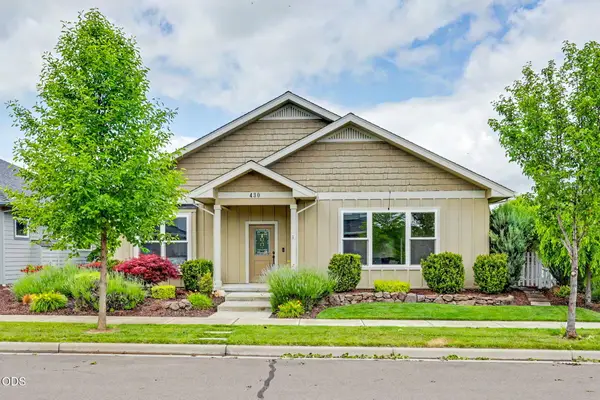 430 Bridge Creek Drive, Central Point, OR 97502
